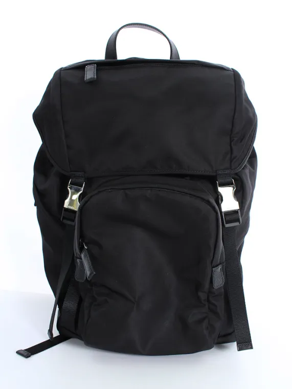 プラダ バックパック リュック ZAINO TESSUTO MONTAGNA ナイロン ブラック買取参考価格 | 東京都目黒区