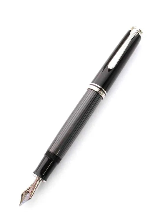 ペリカン 万年筆 スーベレーン M805 18C M ブラック買取参考価格 | 大阪市住吉区