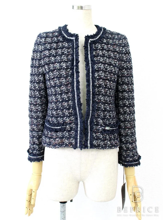 フォクシーブティック ジャケット Marshmallow Tweed買取参考価格 | 大阪市阿倍野区