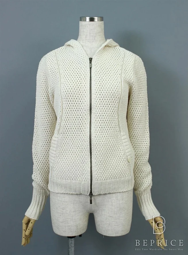 フォクシーブティック 2016年 パーカー Lily Parka 36062 アイボリー買取参考価格 | 大阪市中央区