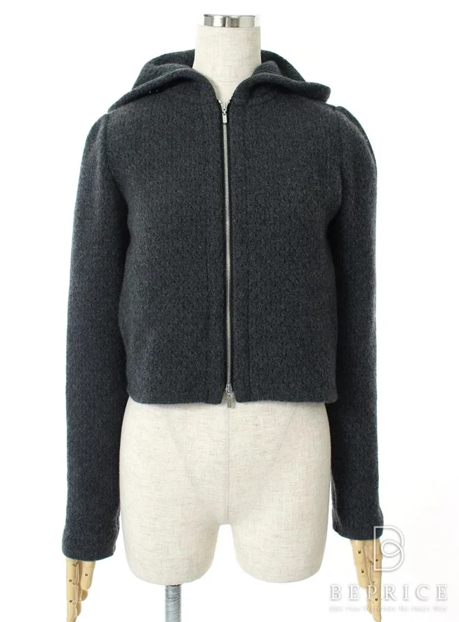 フォクシーブティック 2017年 パーカー Sea Breeze Parka 37167 チャコール買取参考価格 | 広島市中区