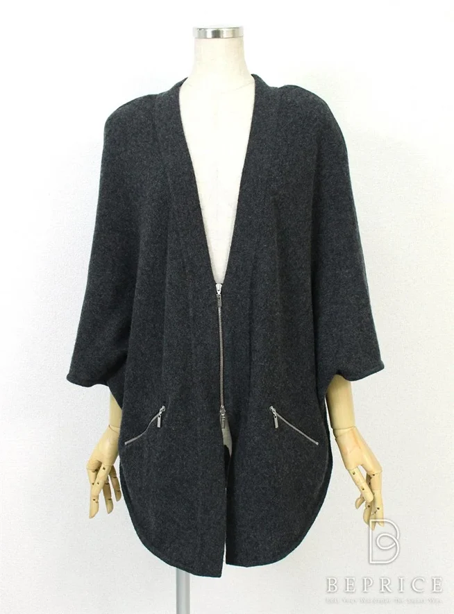 フォクシーブティック アウター ポンチョ カシミア買取実績 | 東京都世田谷区