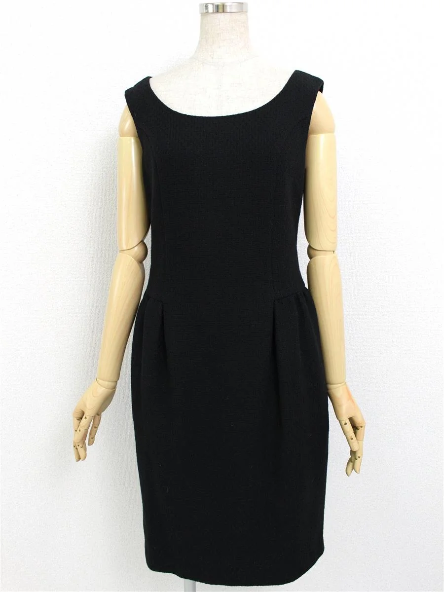 フォクシーブティック ワンピース スレンダータイトドレス 26897 ブラック 2010年買取実績 | 兵庫県宝塚市
