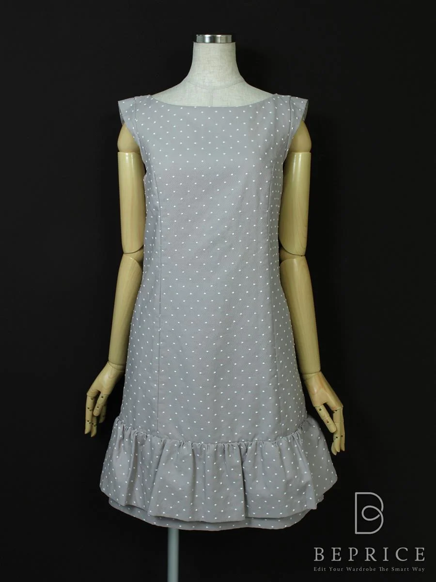 フォクシーブティック 2012年 ワンピース ホワイトドロップラッフル 29674 グレー買取実績 | 長野県