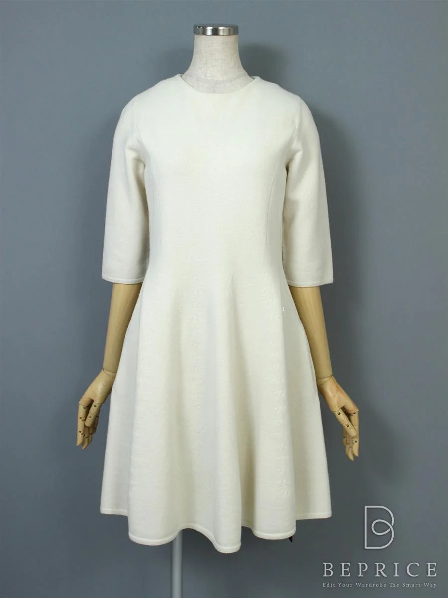 フォクシーブティック ワンピース ニット Seamless Flare買取実績 | 東京都港区