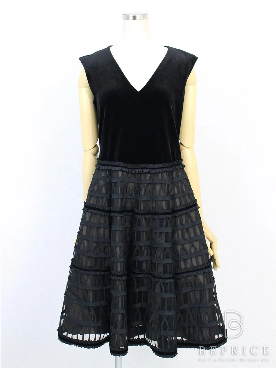 フォクシーブティック 2013年 ワンピース アールデコエレガンス 31743 ブラック買取実績 | 神戸市東灘区