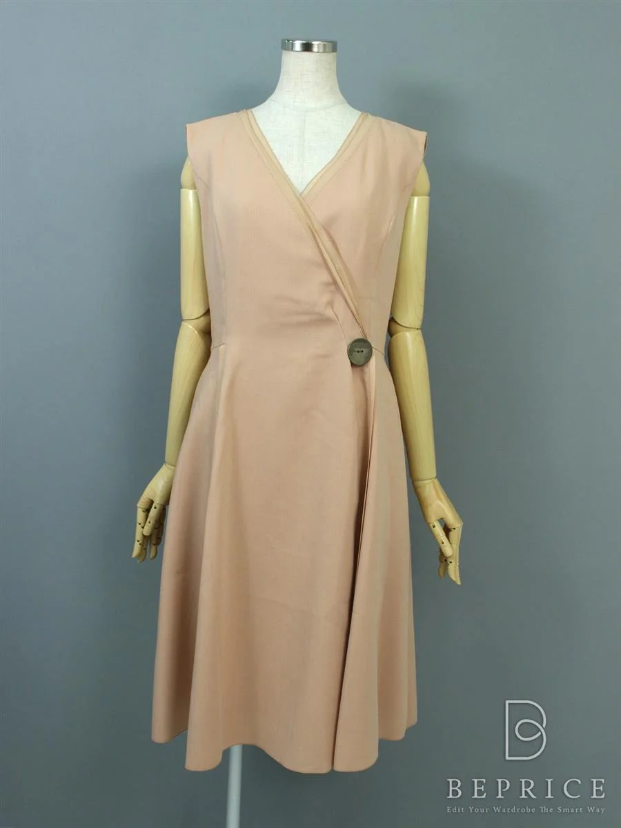 フォクシーブティック ワンピース クロスフレアークラシック 29669買取実績 | 神奈川県横須賀市