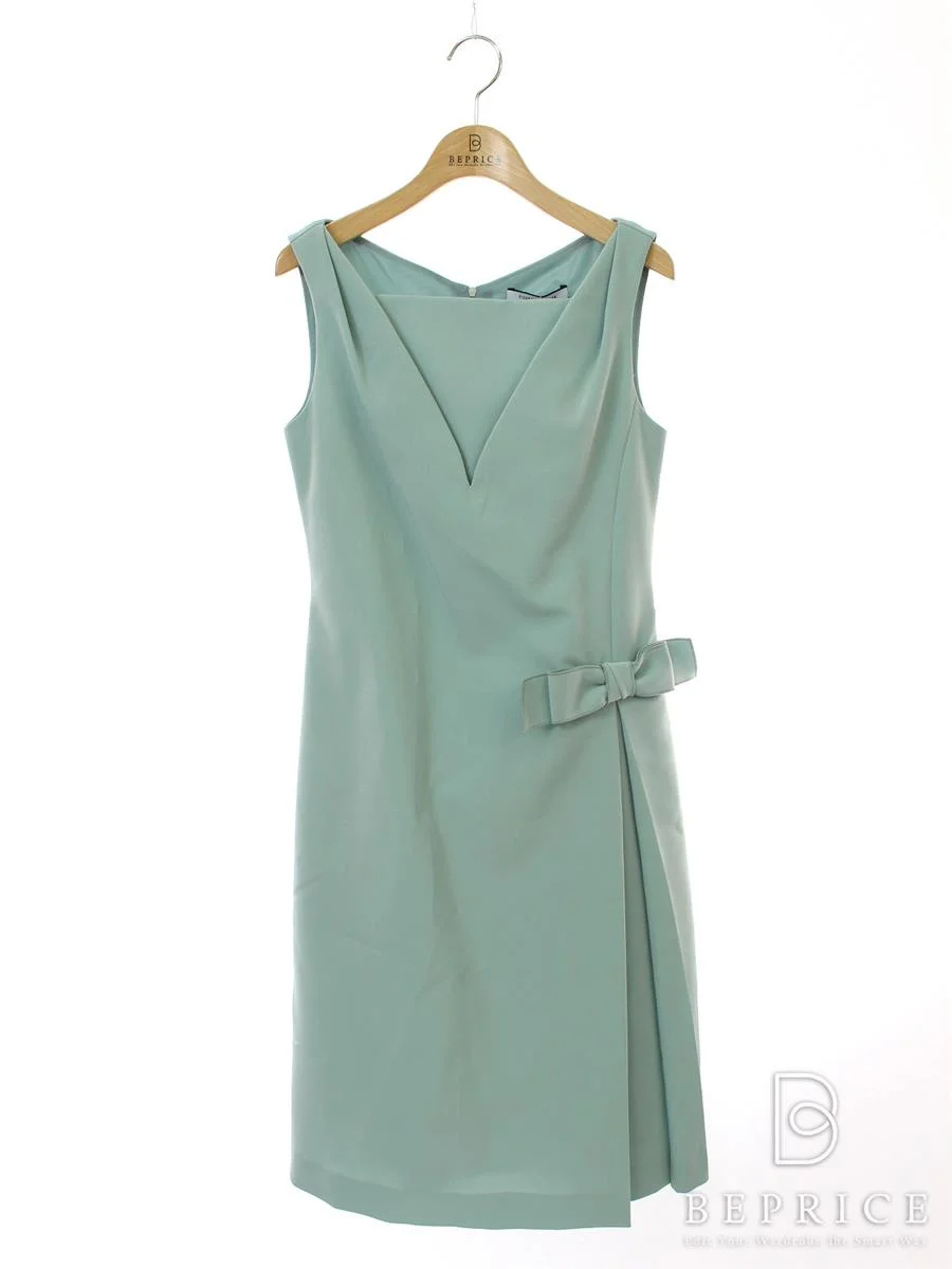 フォクシーブティック ワンピース Dress買取参考価格 | 奈良県宇陀市