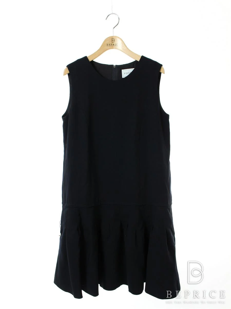 フォクシーブティック ワンピース Dropped Waist Pintuck Dress買取参考価格 | 東京都板橋区