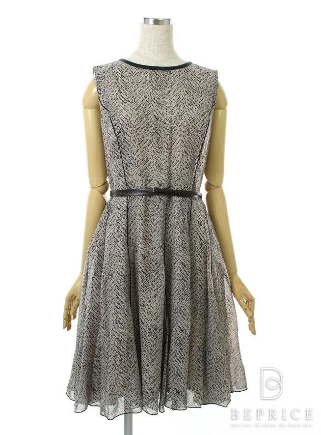 フォクシーブティック ワンピース Dress ノースリーブ買取実績 | 大阪府河内長野市