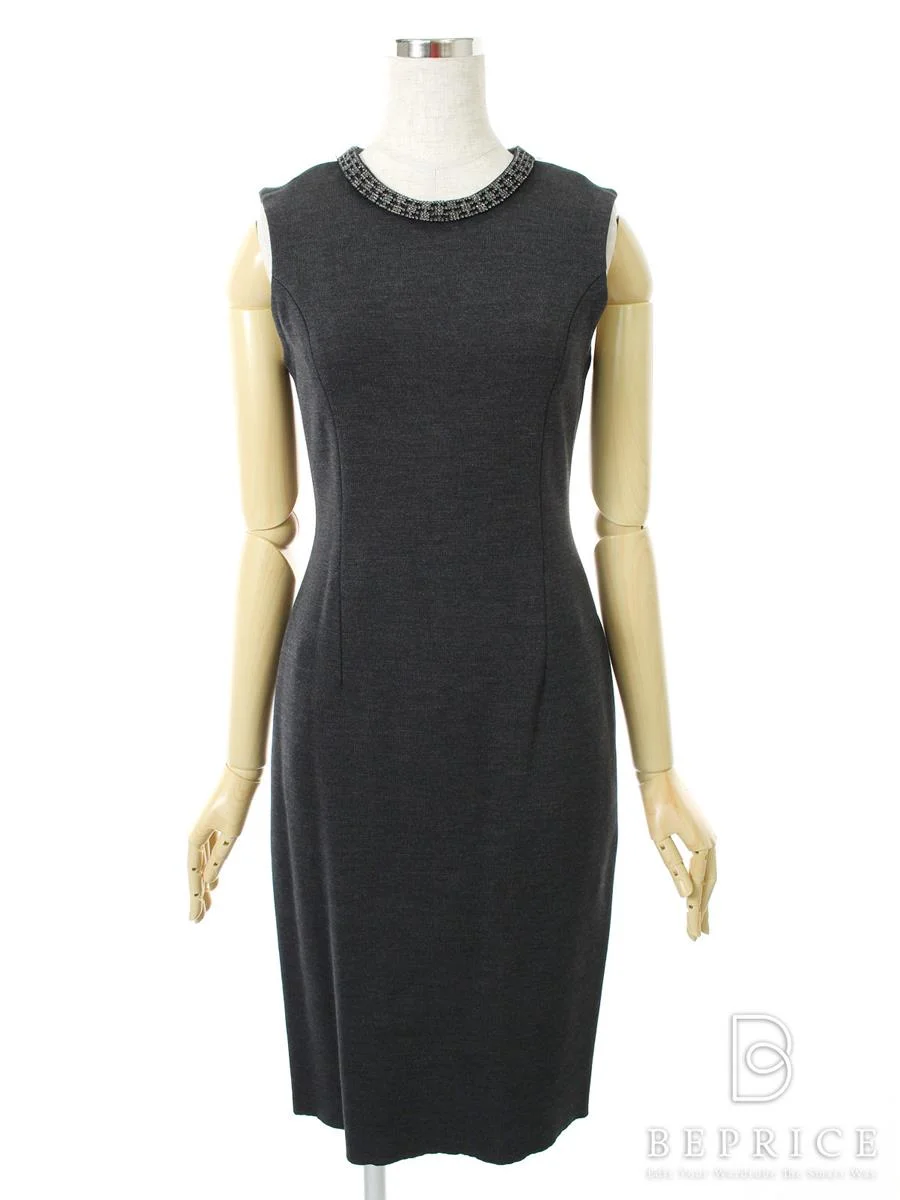 フォクシーブティック 2012年 ワンピース マンハッタンキッス 30084 グレー買取実績 | 静岡県三島市