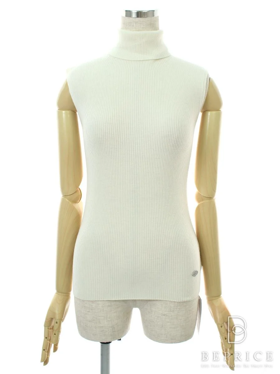 フォクシーブティック トップス タートル Sleeveless Turtle買取実績 | 大阪府池田市