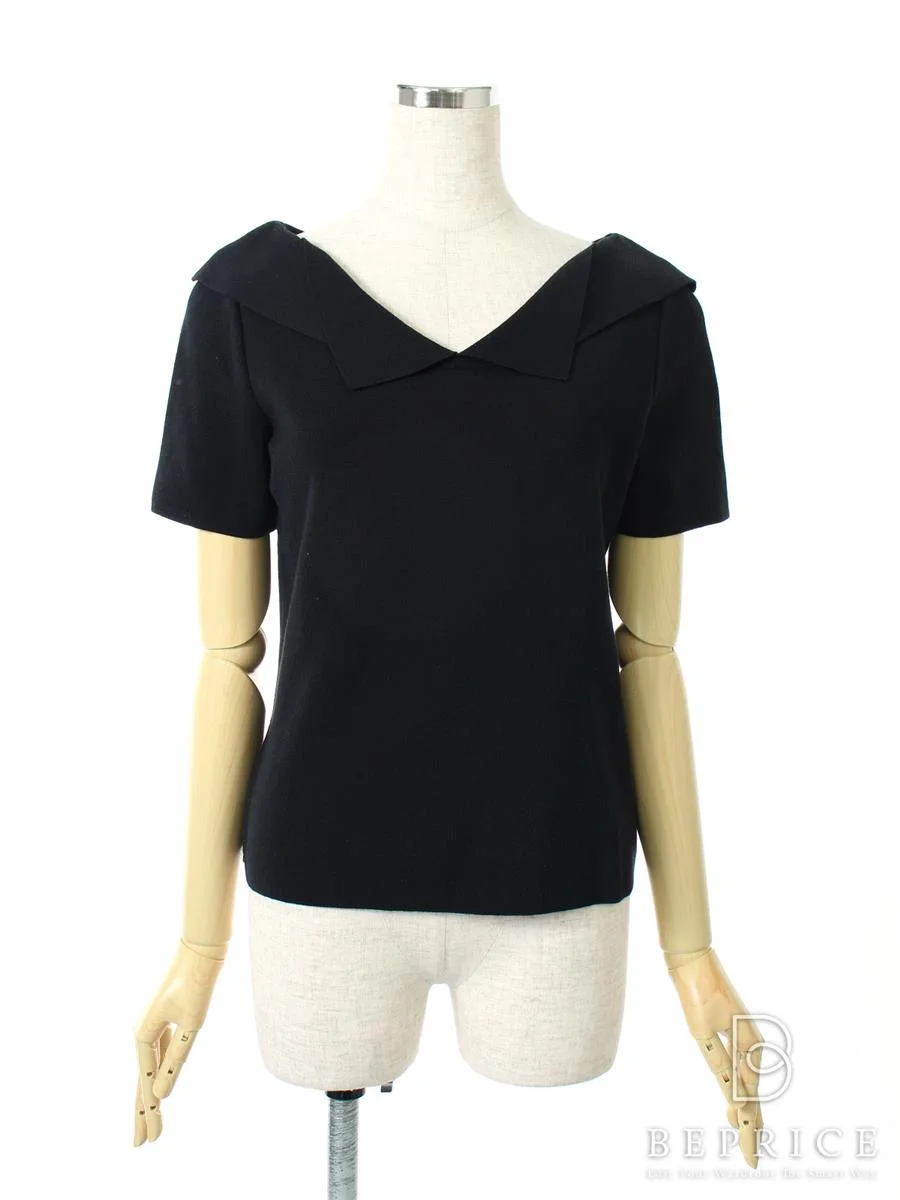 フォクシーブティック トップス 衿付き Portrait collar knit top買取参考価格 | 福岡市西区