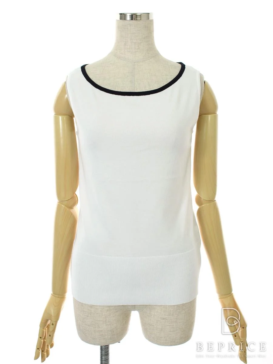 フォクシーブティック トップス ノースリーブ 38057買取実績 | 東京都新宿区