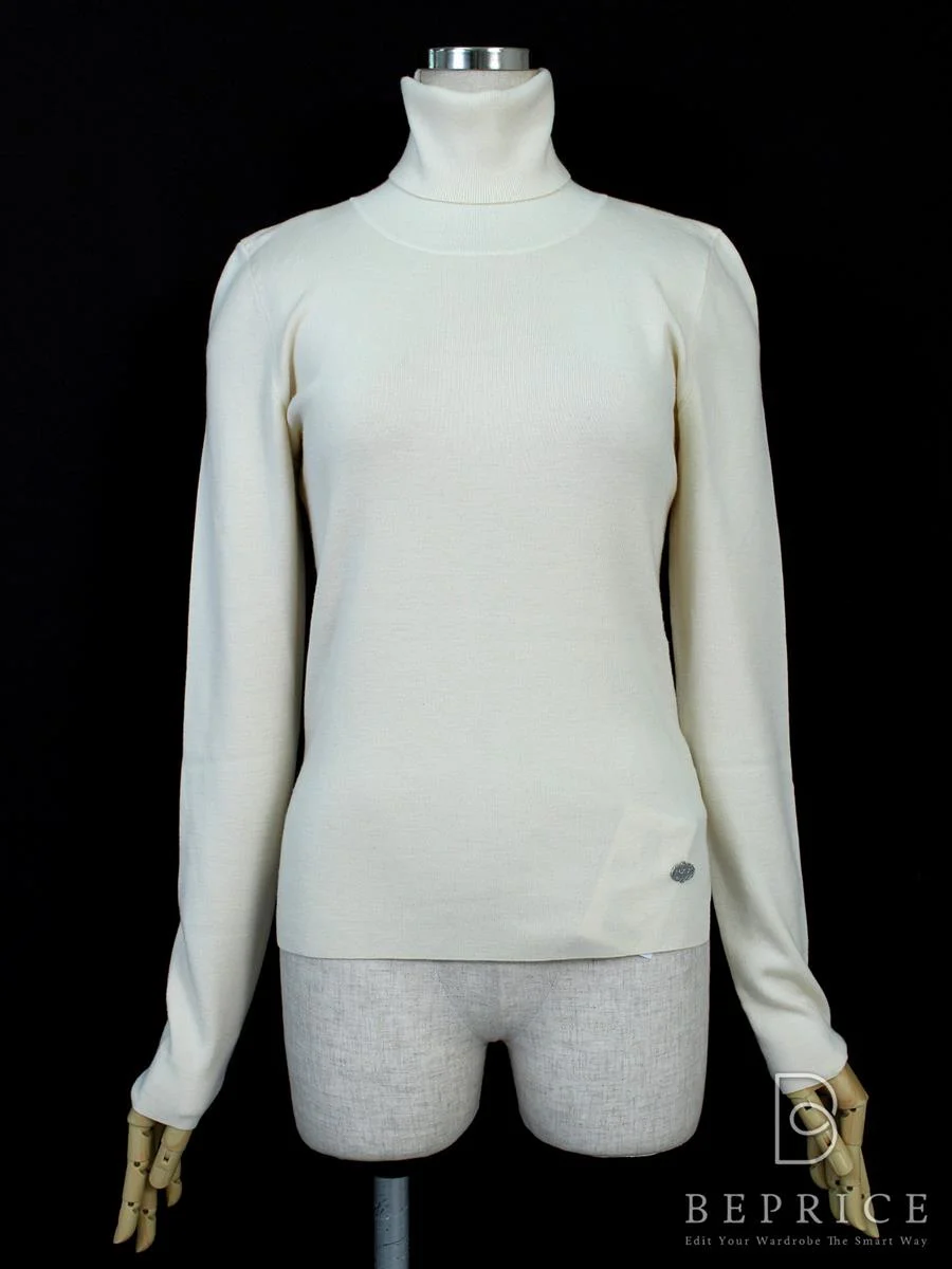 フォクシーブティック トップス グレースタートルセーター買取実績 | 名古屋市千種区