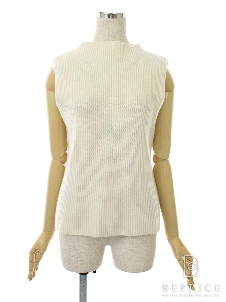 フォクシーブティック トップス Sleeveless Sweater Souffle カシミヤ買取実績 | 福岡市早良区