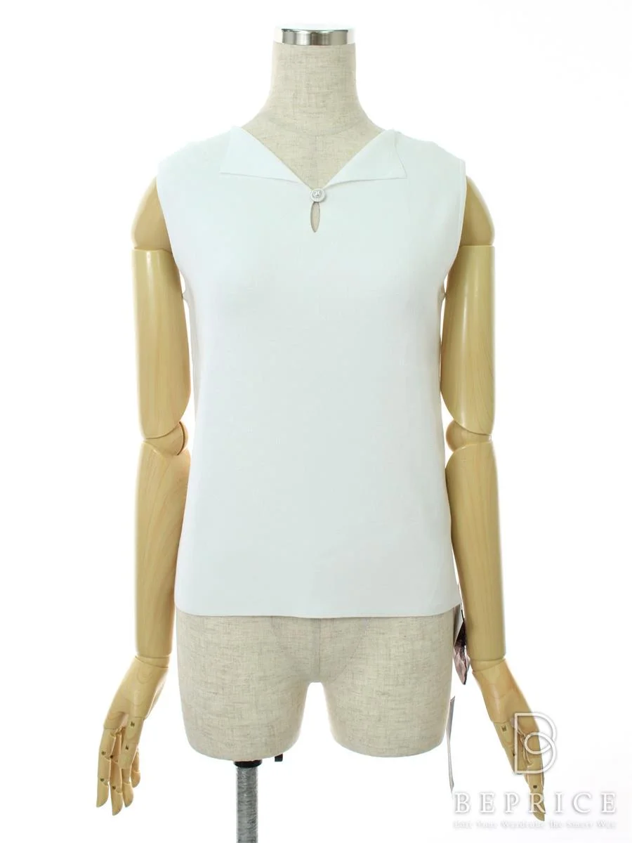 フォクシーブティック ニット セーター トップス Jeweled Button Knit 36846買取実績 | 東京都中央区