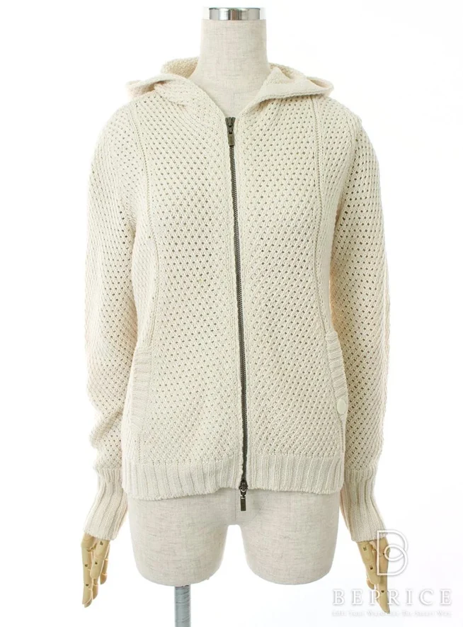 フォクシーブティック トップス ニット Lily Parka買取実績 | 東京都渋谷区