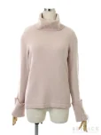 フォクシーブティックトップス Sweater White Snowの参考買取価格