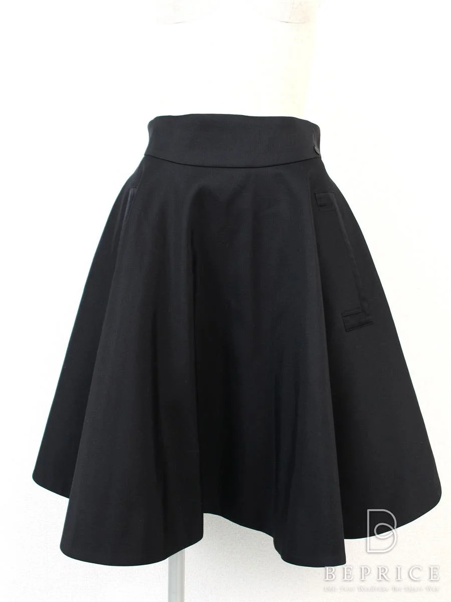 フォクシーブティック スカート Black Jade買取参考価格 | 東京都品川区