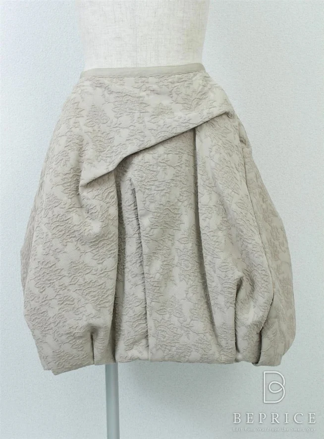 フォクシーブティック スカート クラシックダウン買取実績 | 大阪市中央区