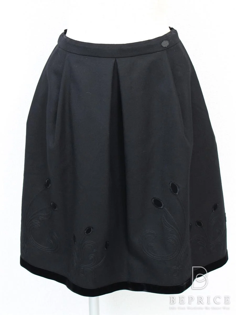 フォクシーブティック スカート 刺繍 34459買取実績 | 静岡県三島市