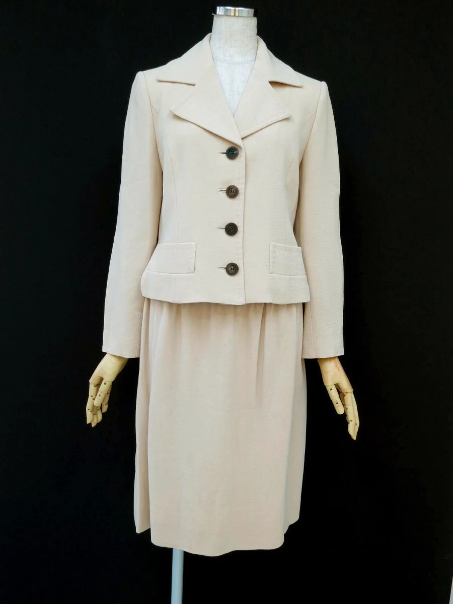 フォクシーブティック セットアップ スカートスーツ買取実績 | 東京都板橋区