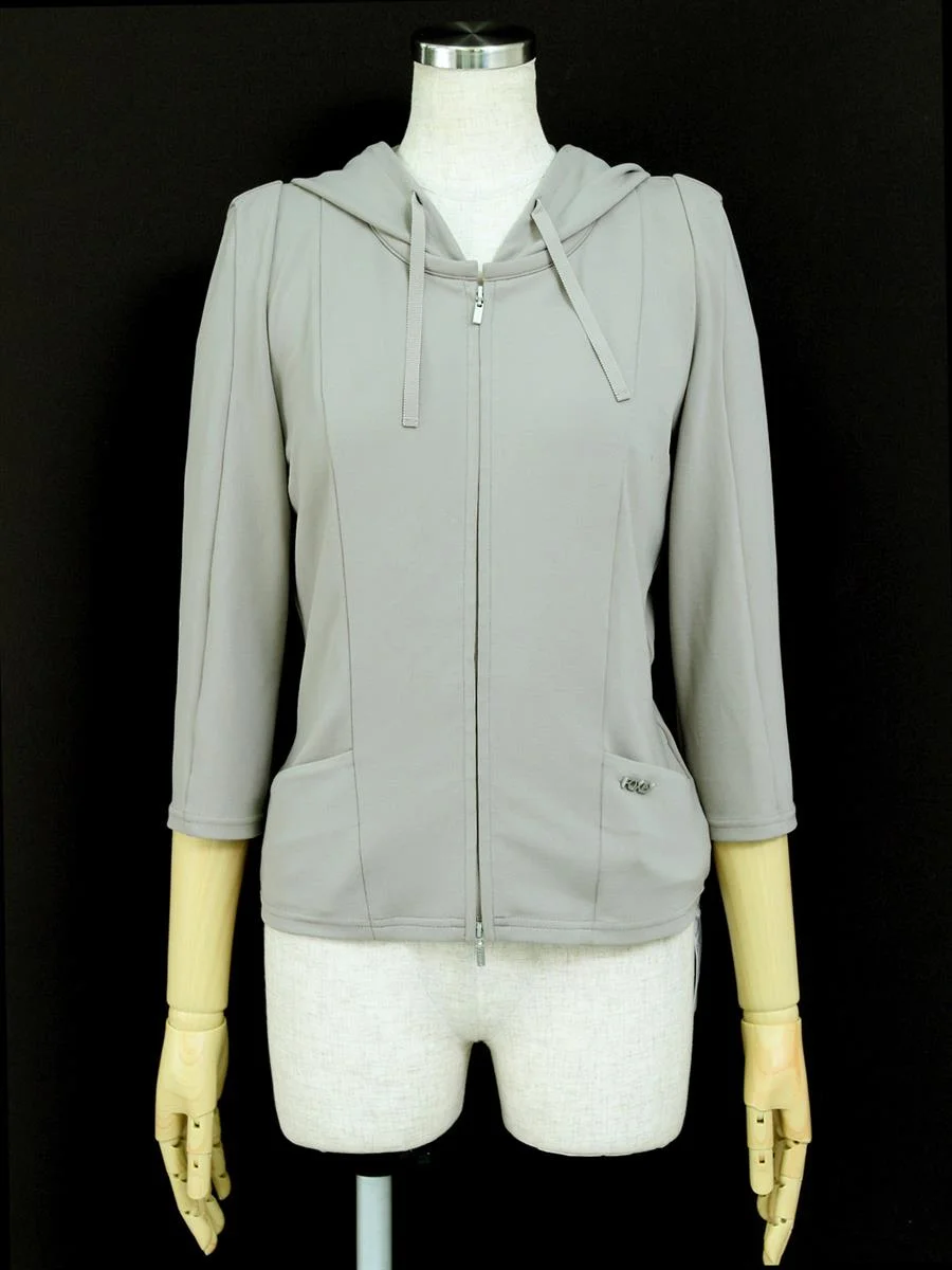 フォクシーニューヨーク パーカー パワーショルダー買取実績 | 神戸市垂水区