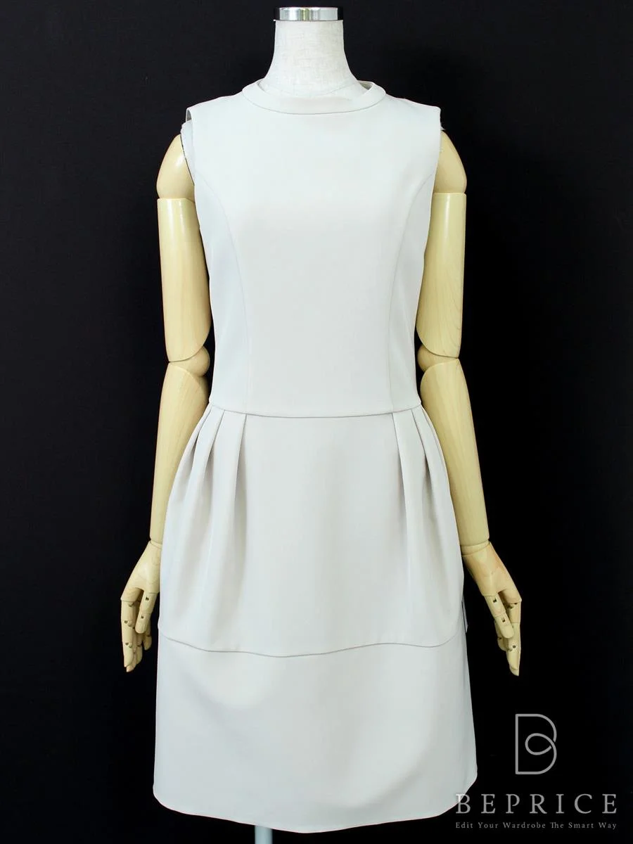 フォクシーニューヨーク Tuck Cocoon Dress買取参考価格 | 北九州市八幡西区