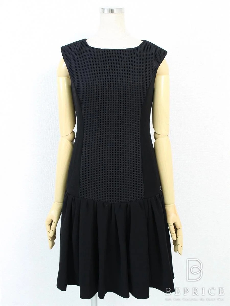 フォクシーニューヨーク ワンピース 2015年 Front Mesh Dress 34766 ブラック買取実績 | 大阪市天王寺区