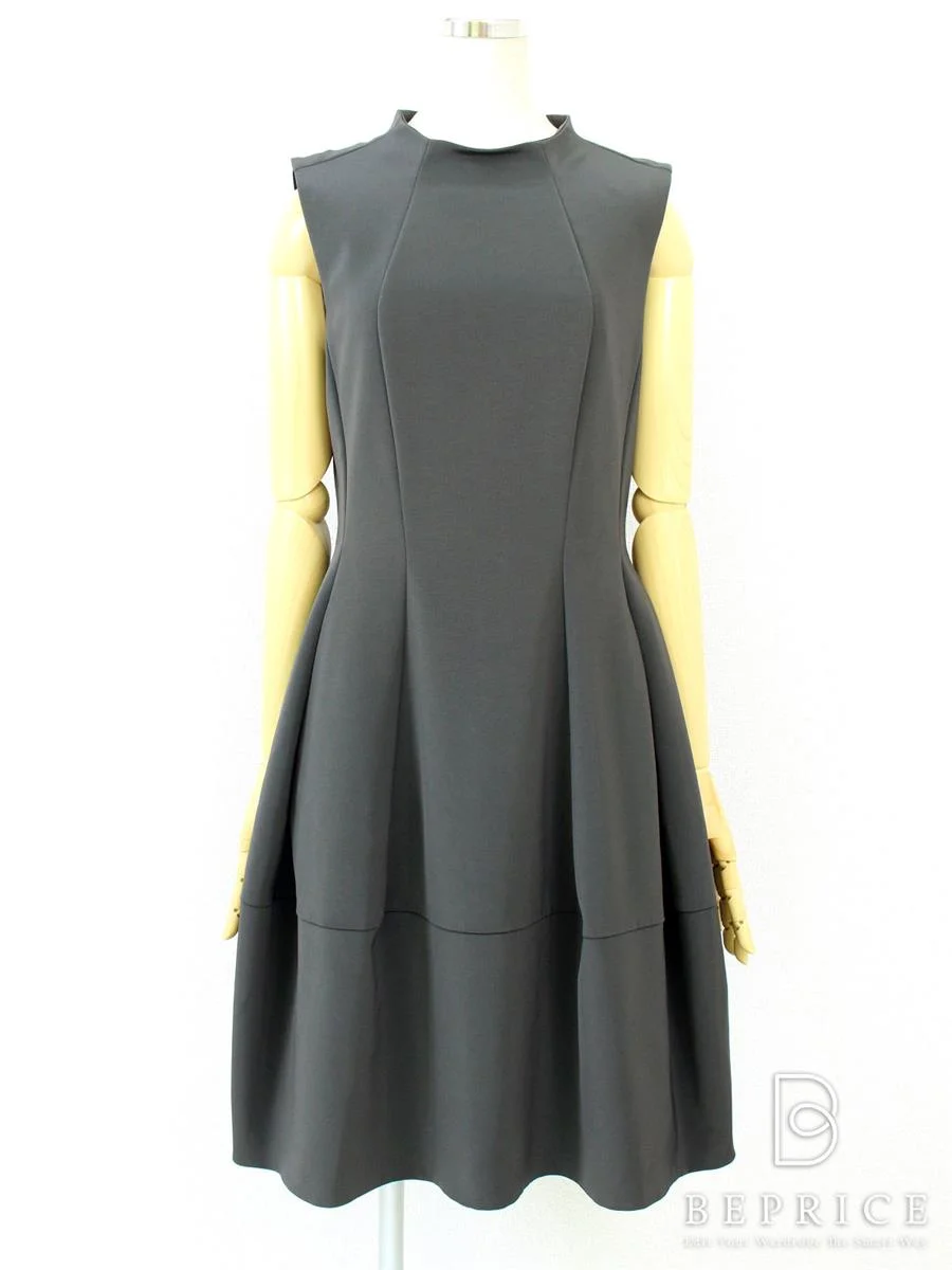 フォクシーニューヨーク ワンピース エアーシップドレス 28161 チャコール 2010年買取実績 | 東京都板橋区