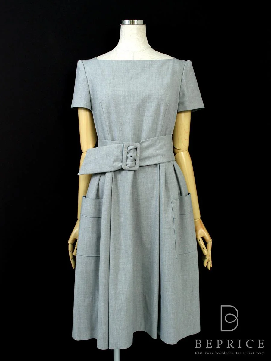 フォクシーニューヨーク 2014年 ワンピース クラシックD 33160 グレー買取実績 | 東京都港区