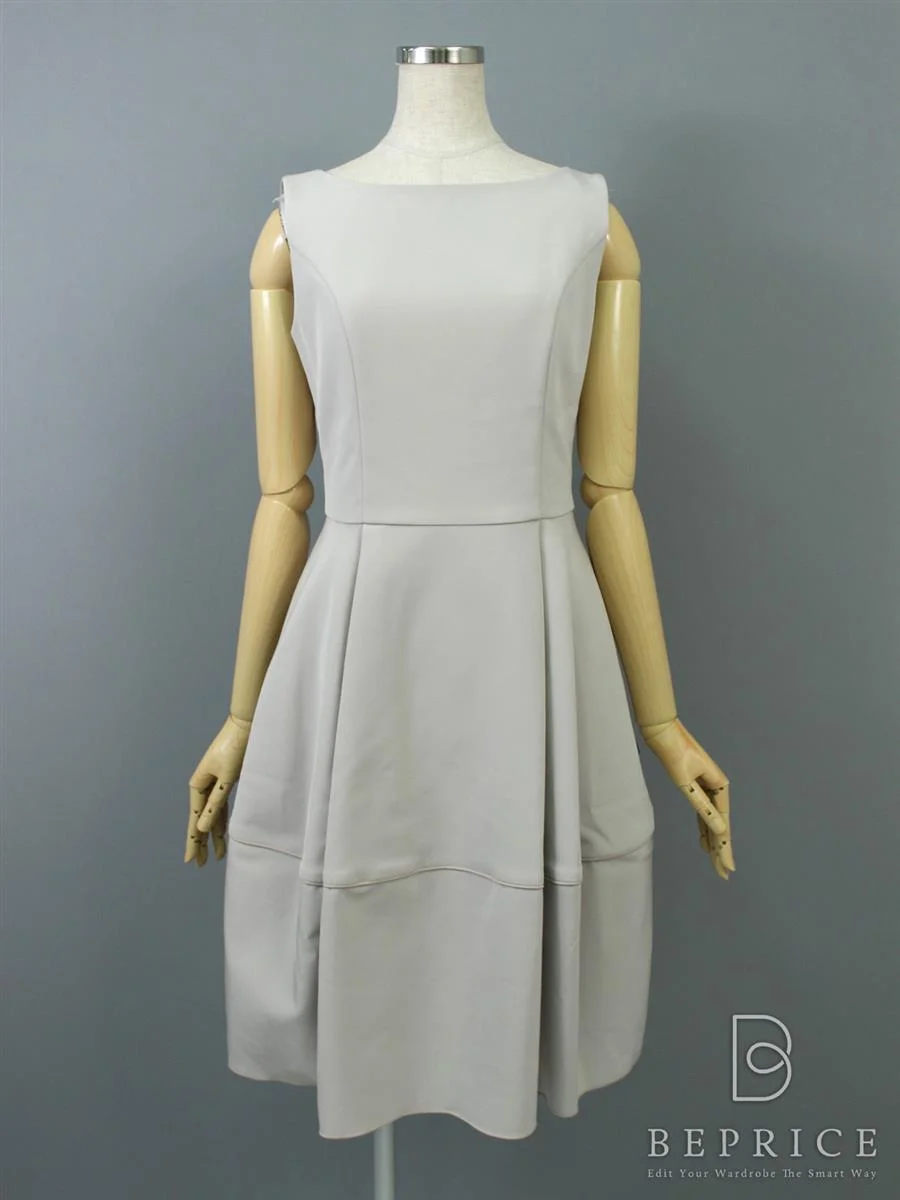 フォクシーニューヨーク ワンピース Dress Barron買取参考価格 | 東京都新宿区
