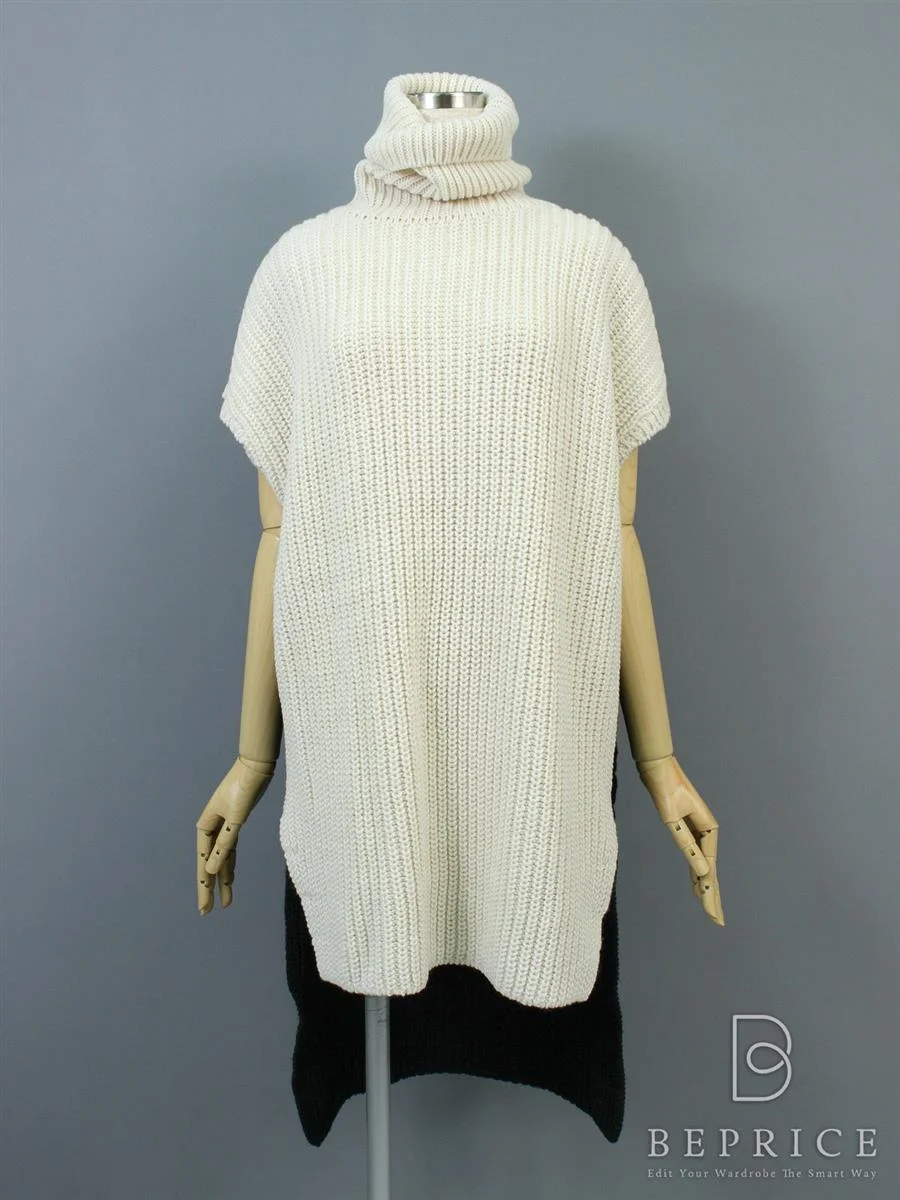 フォクシーニューヨーク 2015年 トップス チュニック Dropsleeve Turtleneck 34656 ホワイト買取実績 | 静岡県三島市