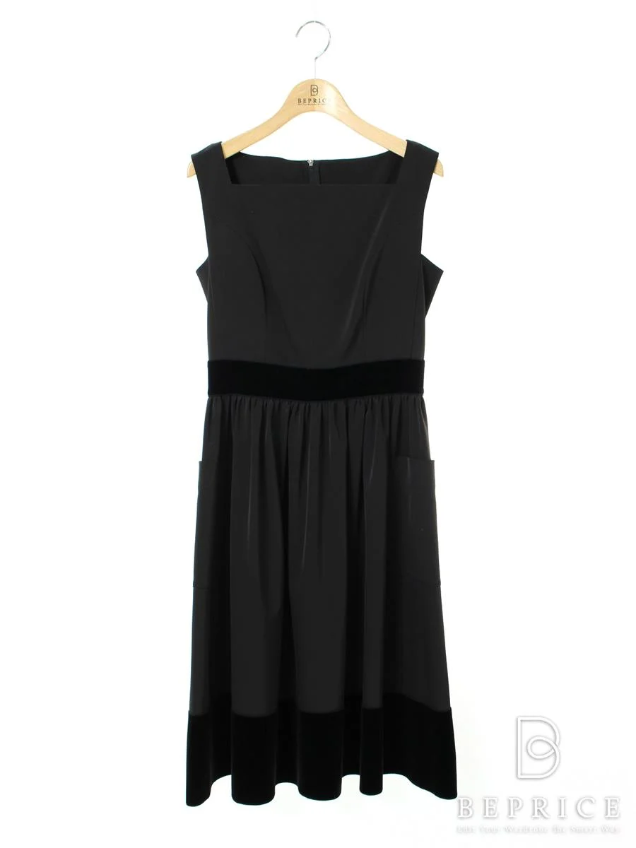 フォクシーニューヨーク ワンピース ノースリーブ ストレッチ ベロア 25447買取実績 | 東京都港区