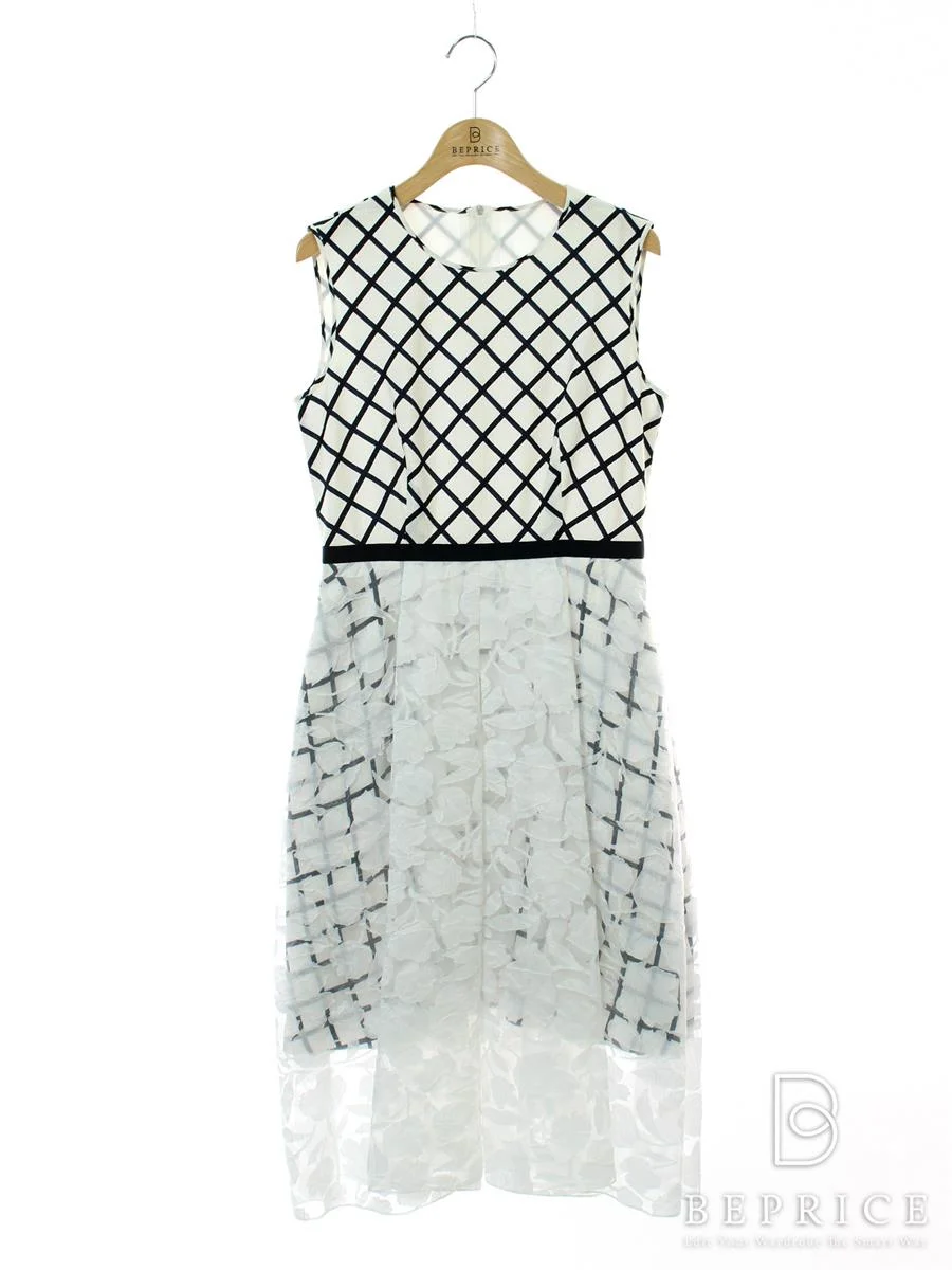 フォクシーニューヨーク ワンピース Burnout Floral FIt and Flare Collection買取参考価格 | 大阪市西区