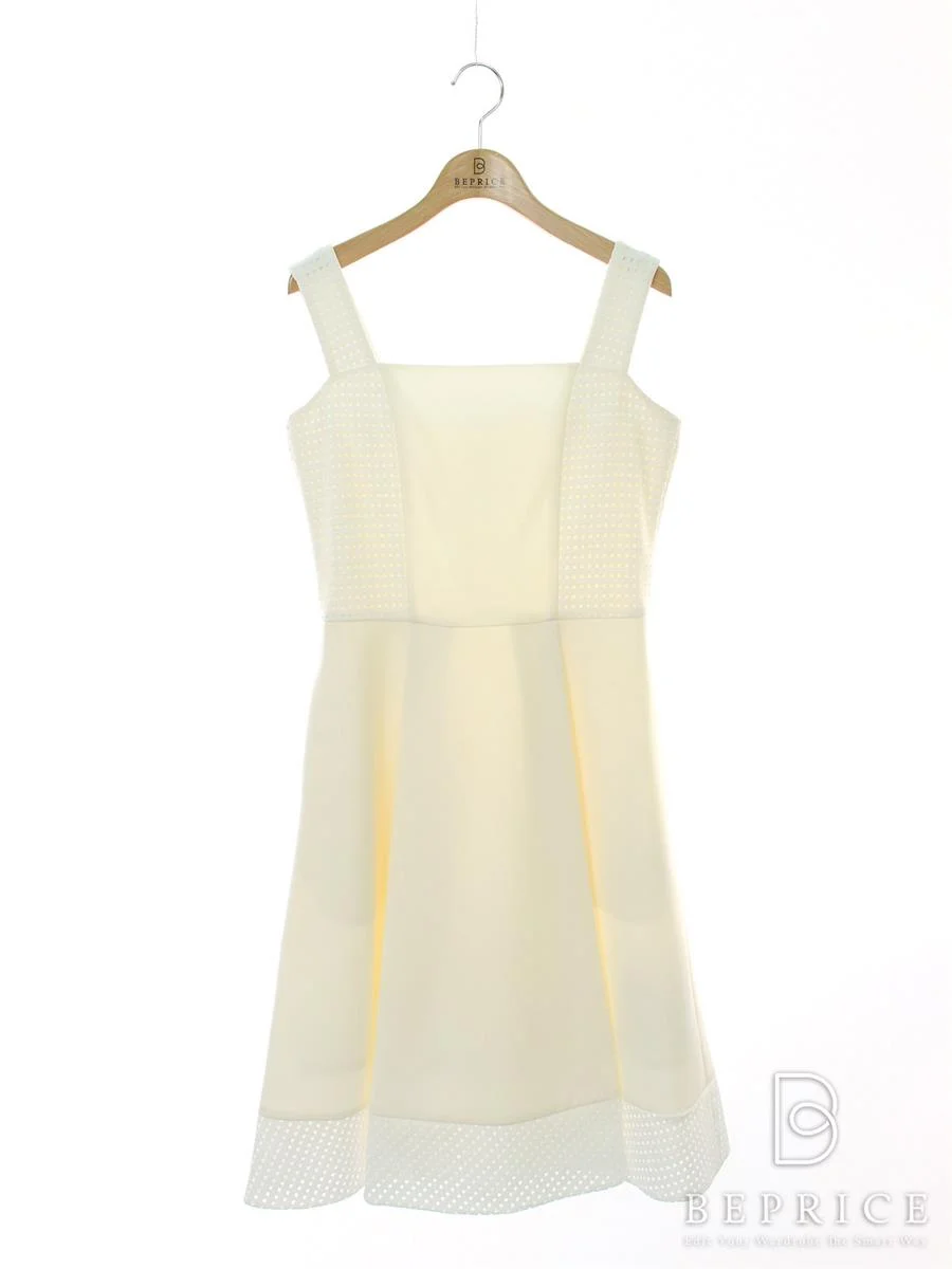 フォクシーニューヨーク ワンピース Square Check 34382買取実績 | 東京都文京区