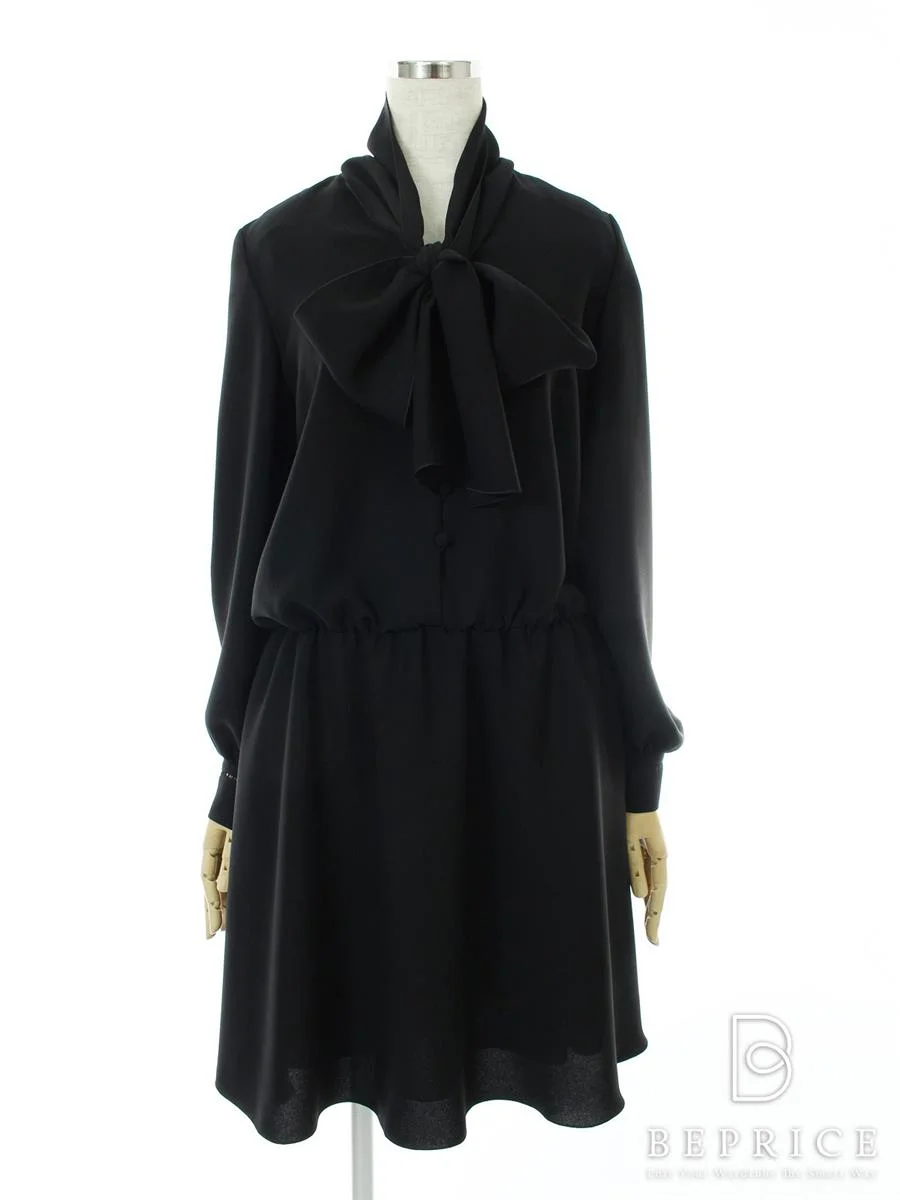 フォクシーニューヨーク Stole Dress買取参考価格 | 東京都新宿区