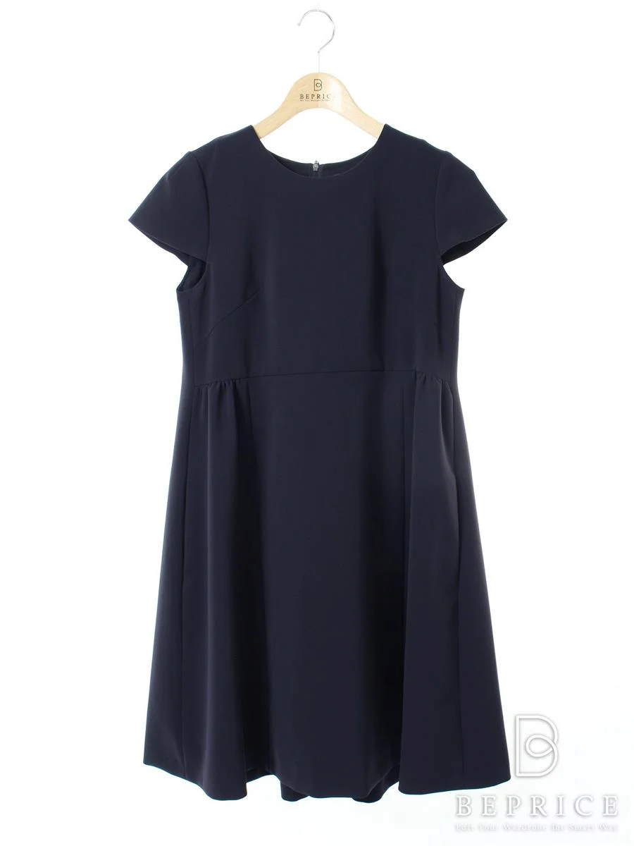 フォクシーニューヨーク Marion Cap Sleeve Dress買取参考価格 | さいたま市浦和区
