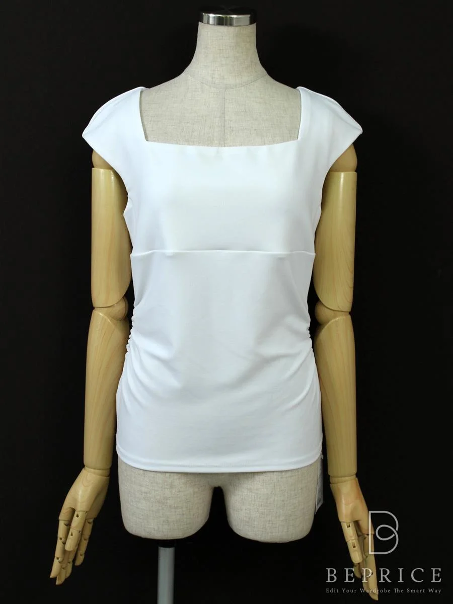 フォクシーニューヨーク Tシャツ カットソー トップス 小顔タンク 34010買取実績 | 神戸市東灘区