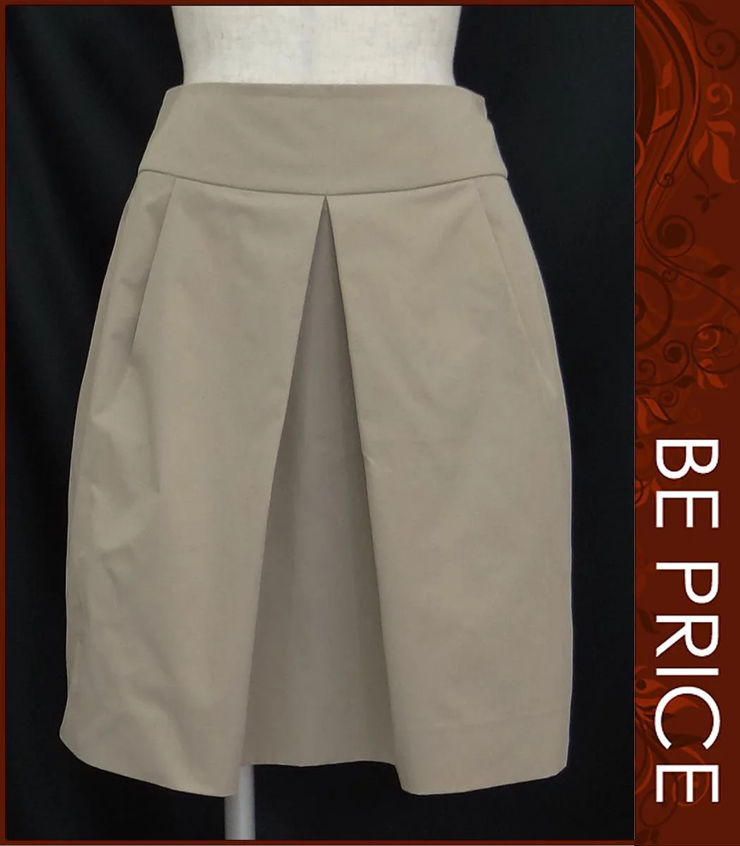 フォクシーニューヨーク 27898 ボックスタックスカート買取実績 | 大阪市中央区