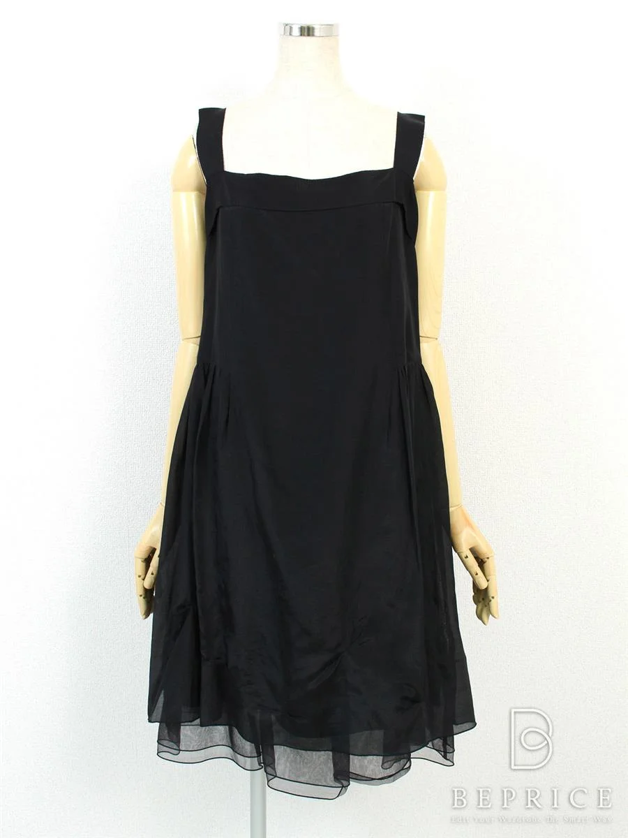 デイジーリンforフォクシー ワンピース 2013年 SUMMER DAISY 31518 ブラック買取参考価格 | 東京都港区