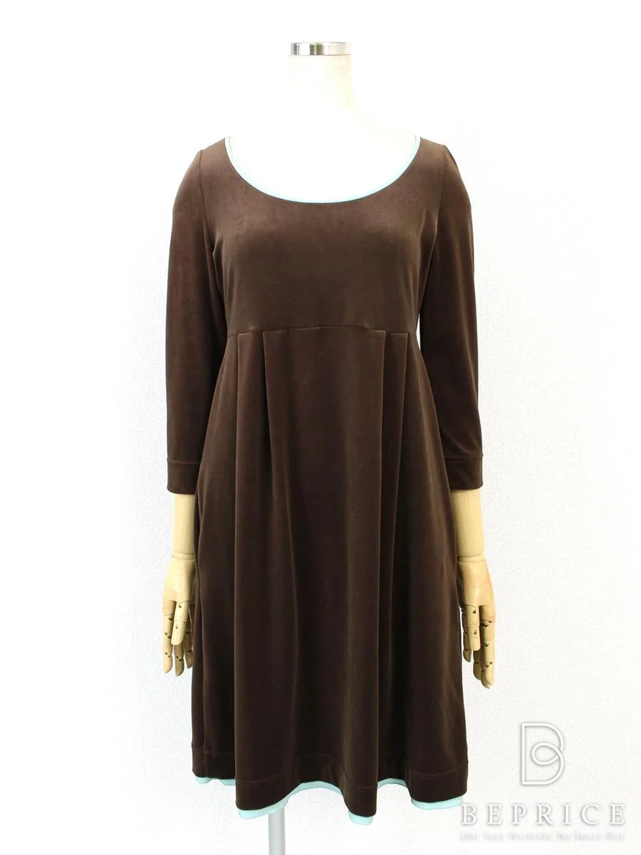 フォクシーニューヨーク ワンピース Anais ベロア買取実績 | 兵庫県芦屋市