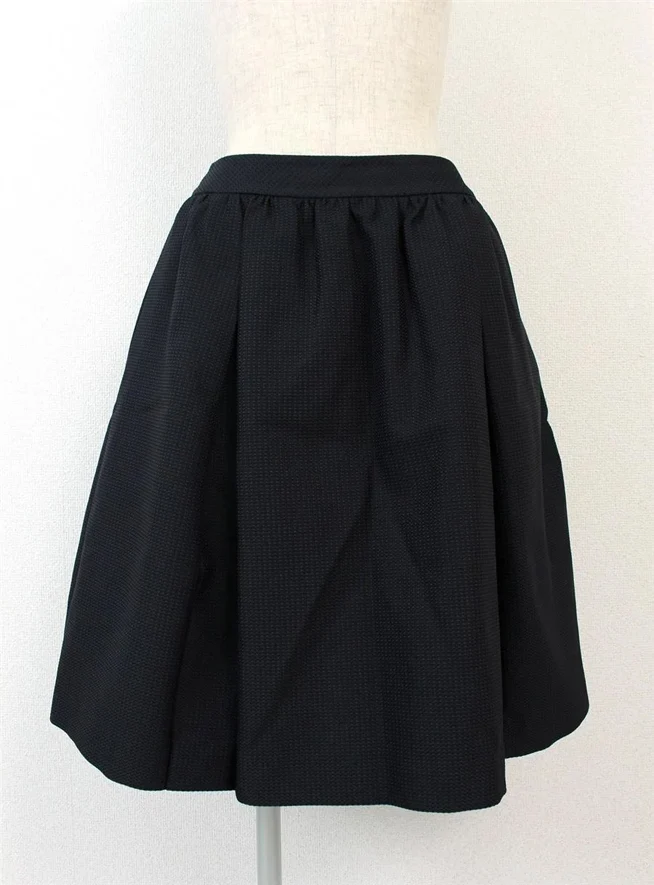 ルネ(Rene) スカート フレアー買取参考価格 | 愛知県名古屋市