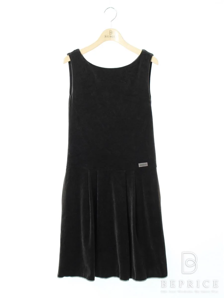 フォクシーニューヨーク ワンピース ノースリーブ CYNTHIA買取実績 | 大阪市中央区