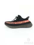 アディダススニーカー YEEZY BOOST 350 V2の参考買取価格