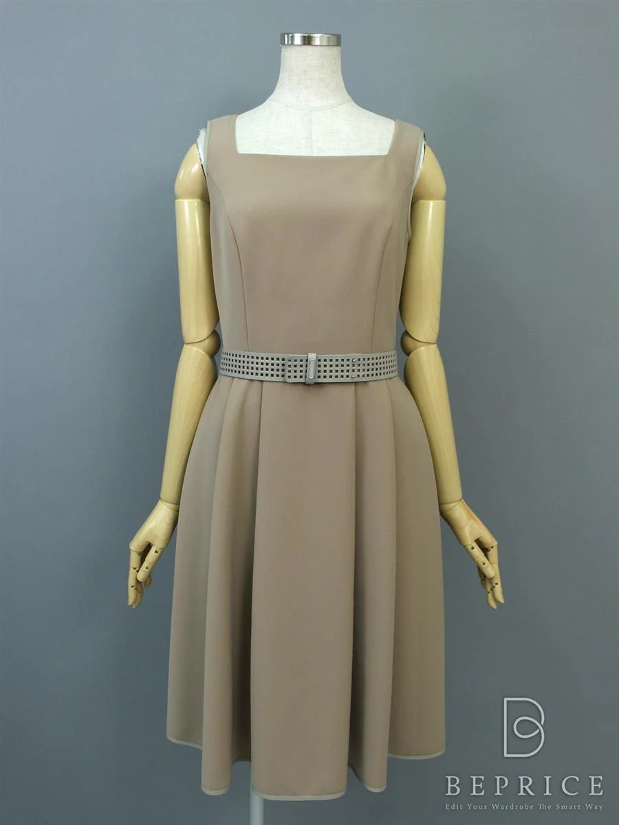 デイジーリンパリ ワンピース ノースリーブ スクウェア 32760買取実績 | 福岡市中央区