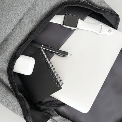 PCバッグは専用の物じゃないとダメ?