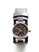 腕時計 クオーツ タンブール Q1216 ブラウン