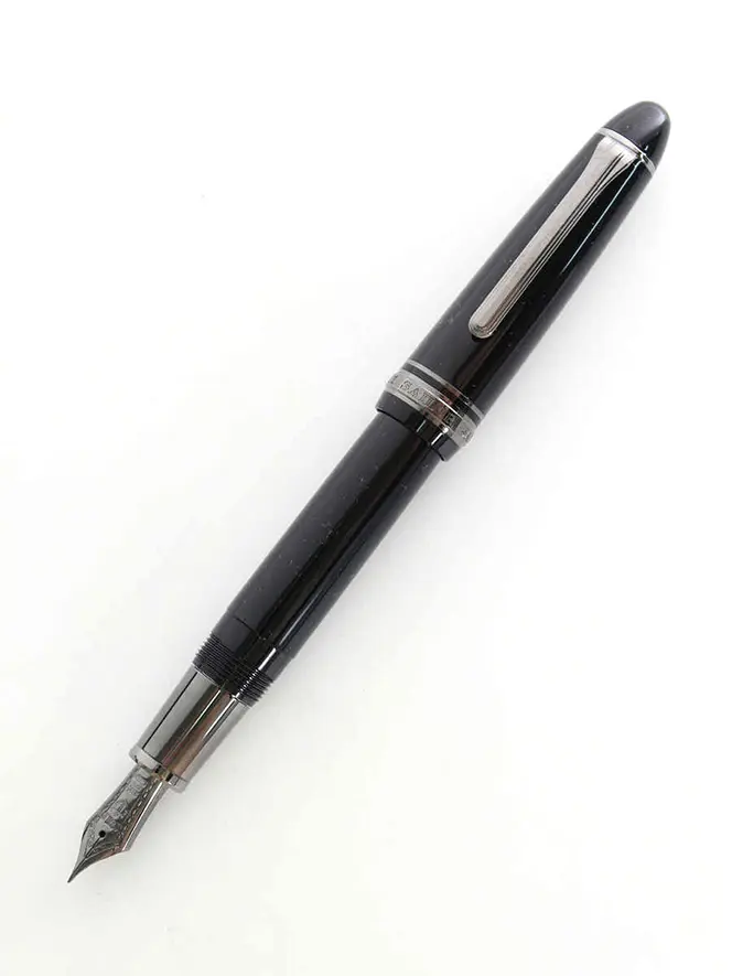セーラー 万年筆 プロフィット ブラックラスター 21K 買取価格